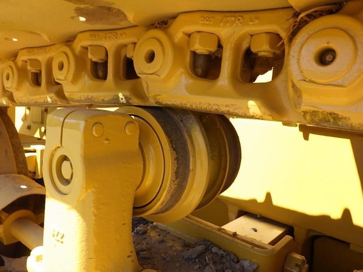 1990-komatsu-d68e-1-image-11