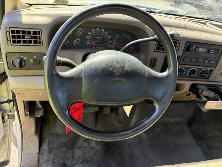 2001-ford-f250-image-11
