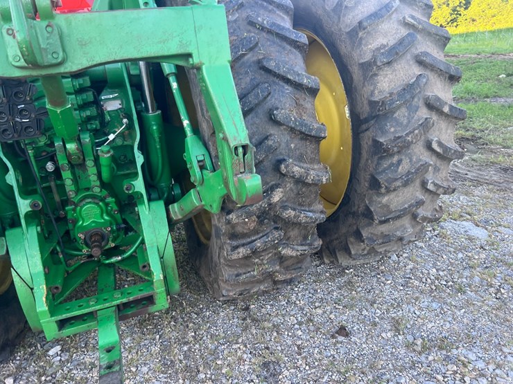 john-deere-8110-image-13