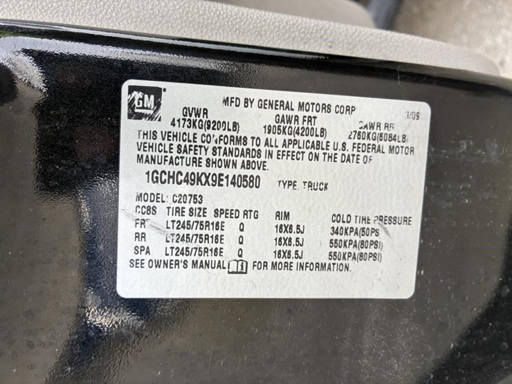 2009-chevrolet-2500hd-image-21