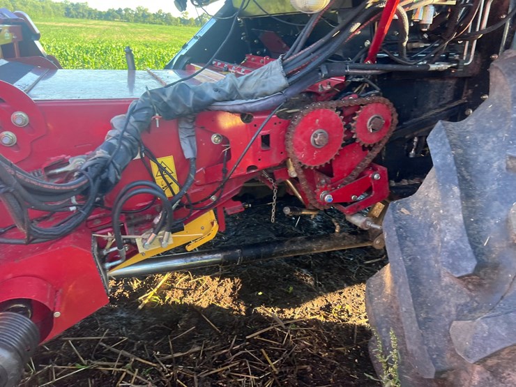 case-ih-5140-image-5