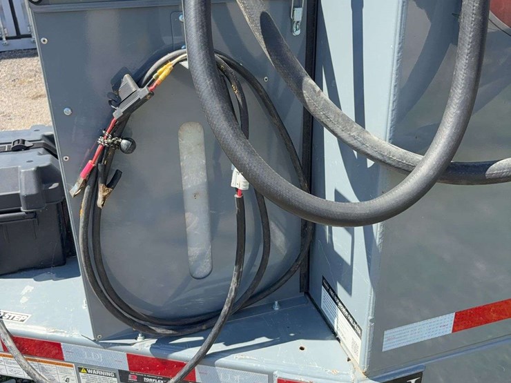 2023-thunder-creek-fuel-trailer,-990-gallon-of-fuel,-55-gallon-def-tank,-electric-pump-1-1/2''-hose,-tandem-axle,-spare-tires,-bumper-hitch-image-11