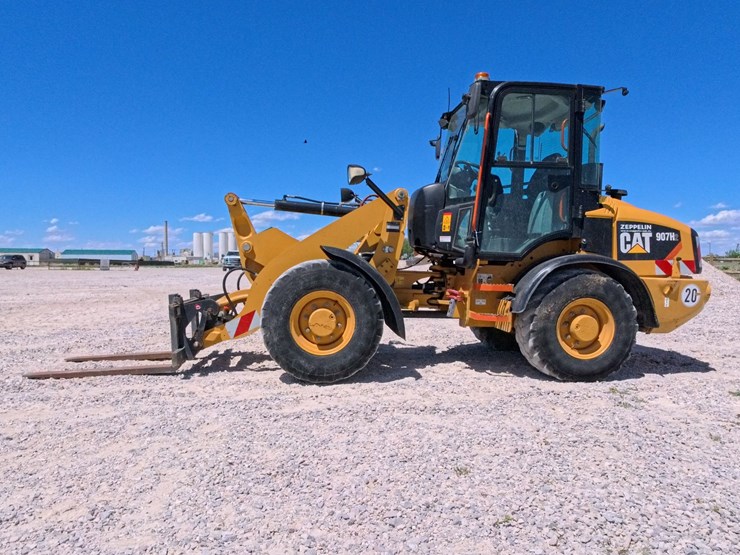 2014-caterpillar-907h2-image-1