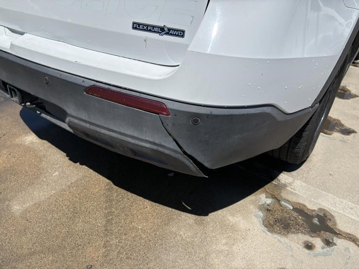 2020-ford-explorer-image-10