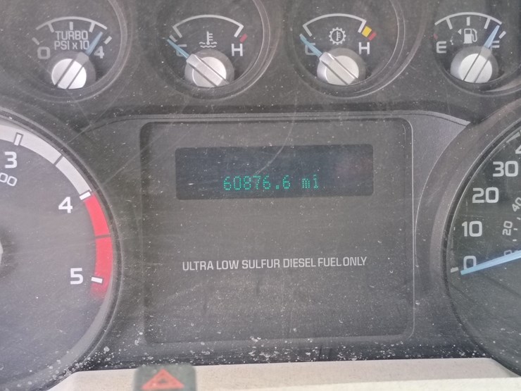 2011-ford-f550-image-98