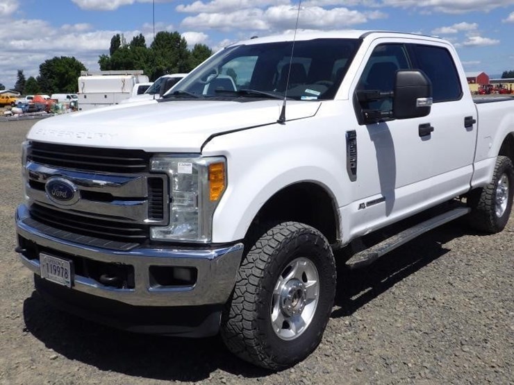 2017-ford-f250-image-1