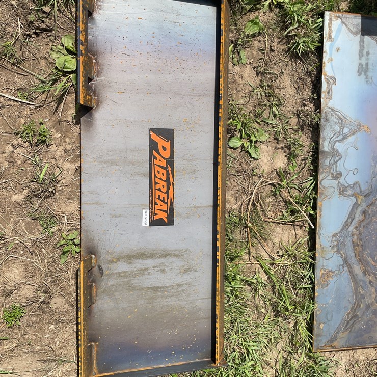 PABREAK QA Skid Steer Mount Plate