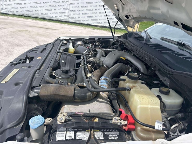 2020-ford-f350-image-7