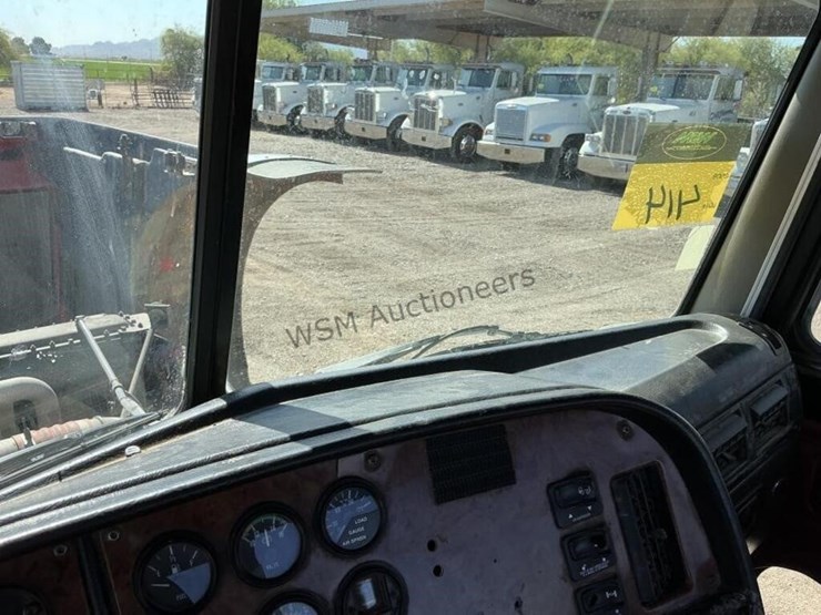 2004-peterbilt-378-image-20