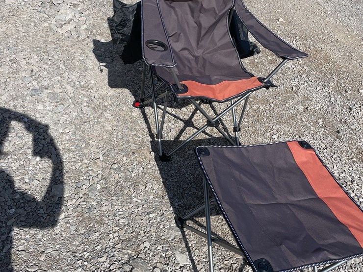 collapsible-camping-chair.-orange-brown.-comes-with-foot-stool-and-storage-bag!-image-4