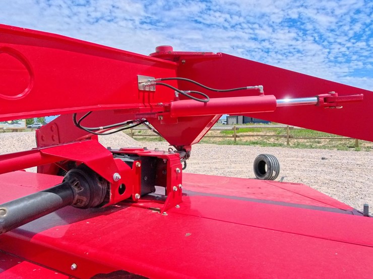 massey-ferguson-1383-image-14
