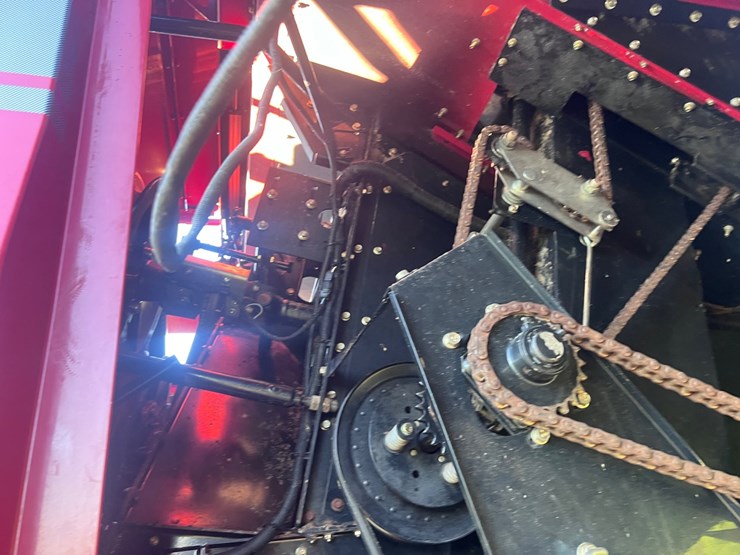 case-ih-5140-image-36