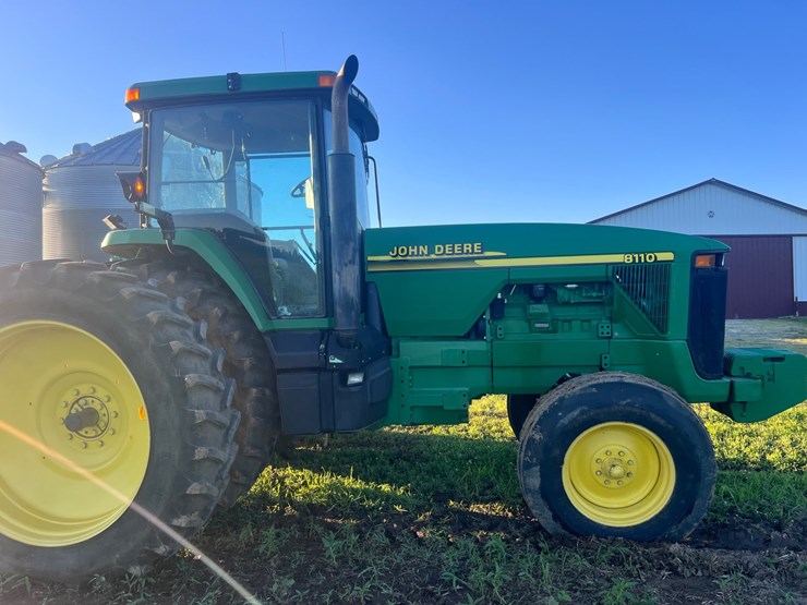 john-deere-8110-image-38