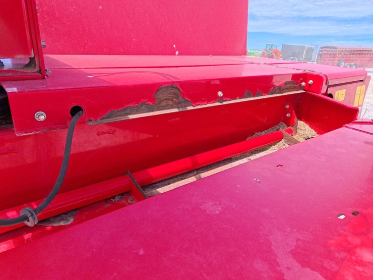 massey-ferguson-1383-image-36