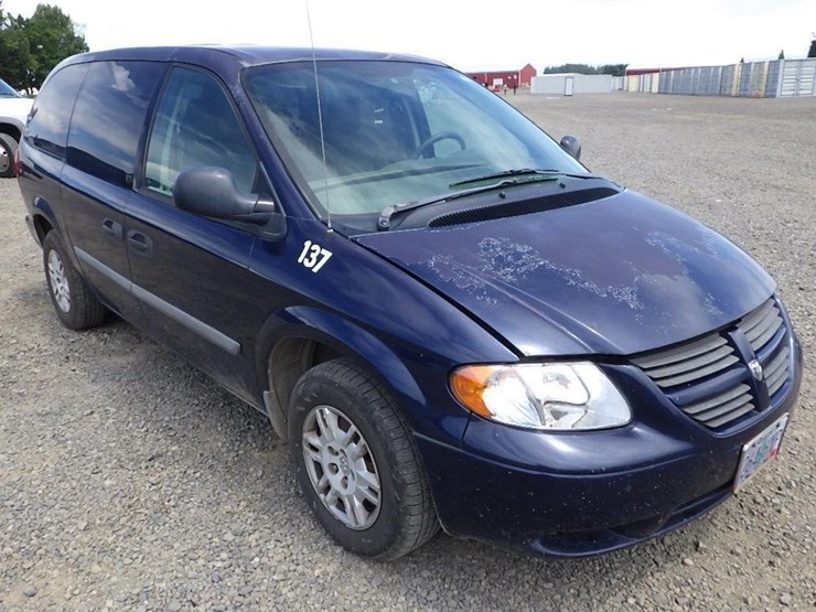 2006-dodge-grand-caravan-image-3