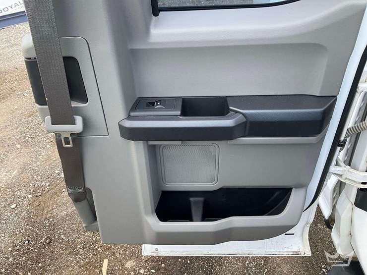 2019-ford-f150-image-24