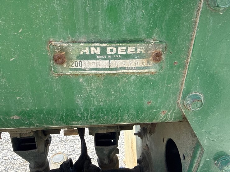 john-deere-8200-image-4