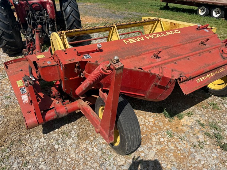 new-holland-472-image-2