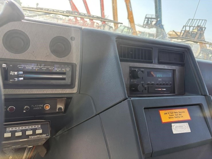 1992-utility-van-image-20