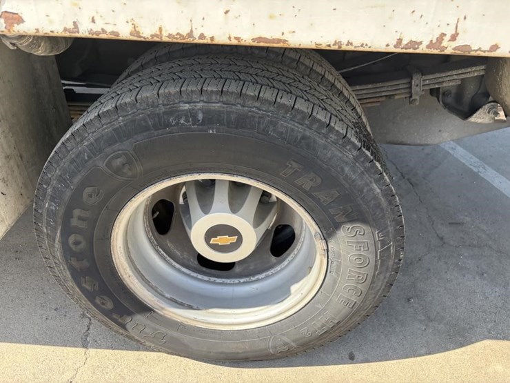 2016-chevrolet-silverado-3500-image-5