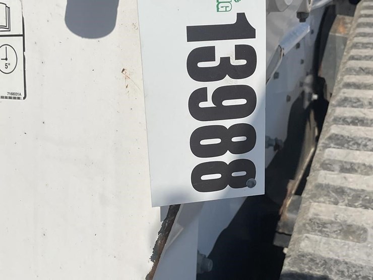 2022-bobcat-t870-image-19