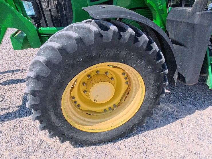 2011-john-deere-7530-premium-image-24