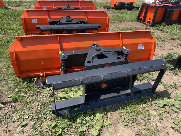 pabreak-skid-steer-hydraulic-dozer-blade-image-3
