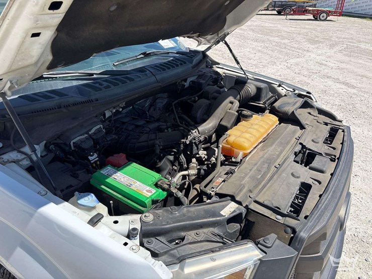 2016-ford-f150-image-9