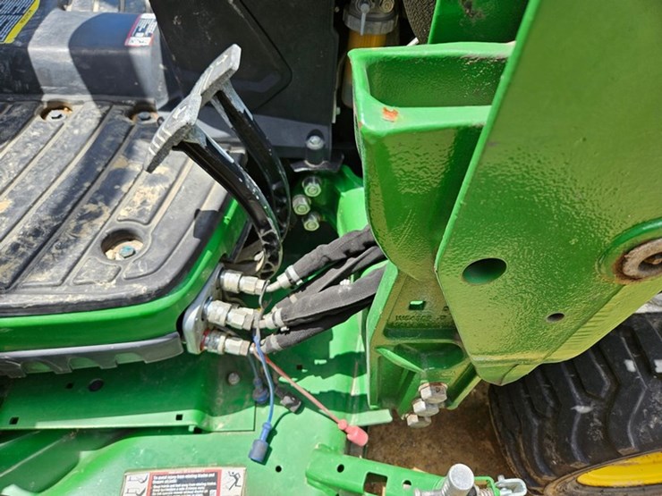 john-deere-1025r-image-26