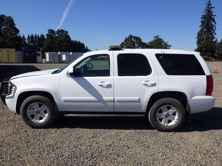 2008-chevrolet-tahoe-image-8