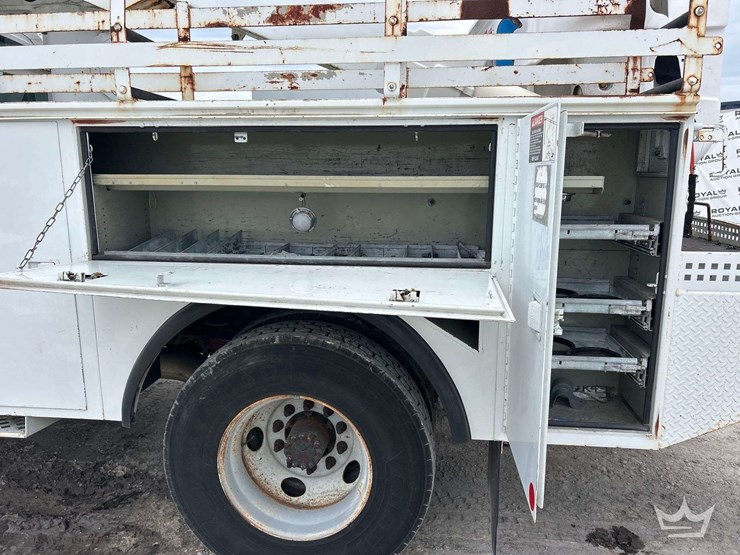 2008-chevrolet-c7500-altec-ta40-41ft.-bucket-truck-image-20