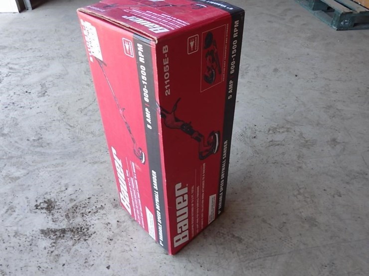 bauer-variable-speed-drywall-sander-image-1