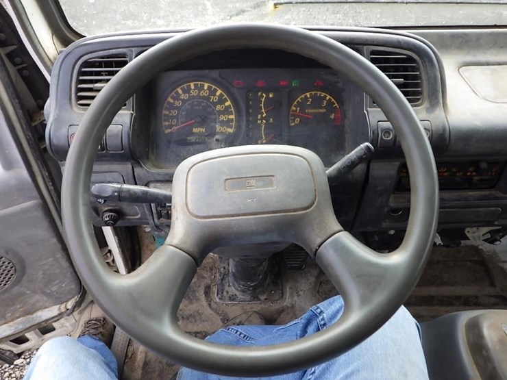 2006-gmc-w4500-image-25