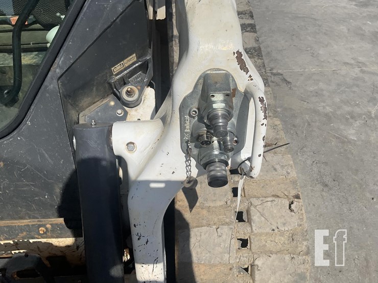 2021-bobcat-t76-image-13