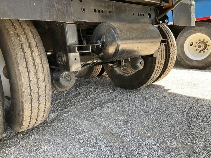 2012-versa-v-bottom-spreader-trailer-image-13