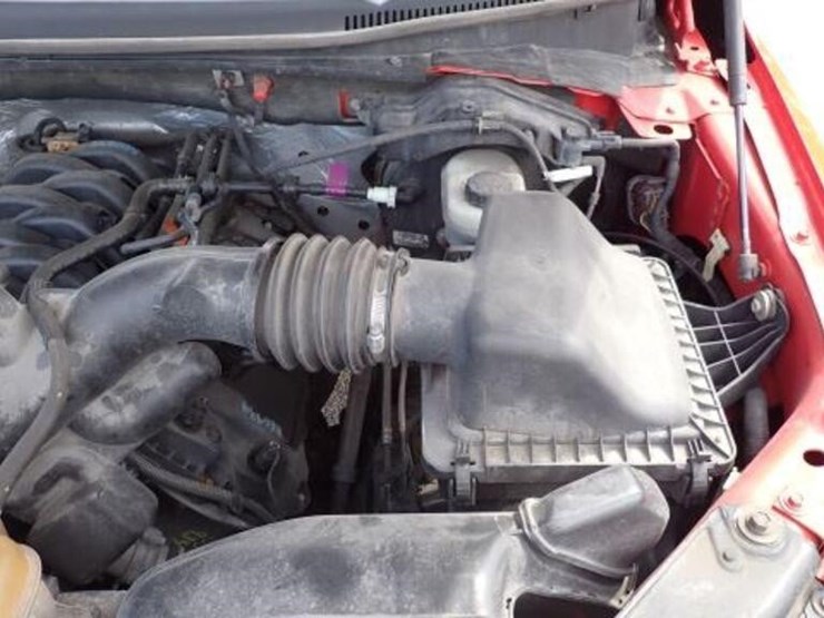 2016-ford-f150-image-50