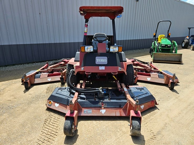 toro-groundsmaster-580d-image-8