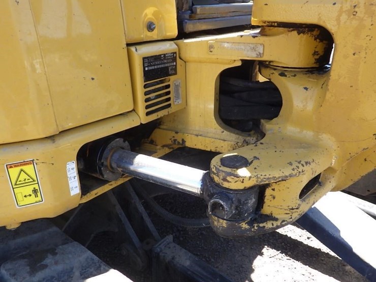 caterpillar-305e2-image-33