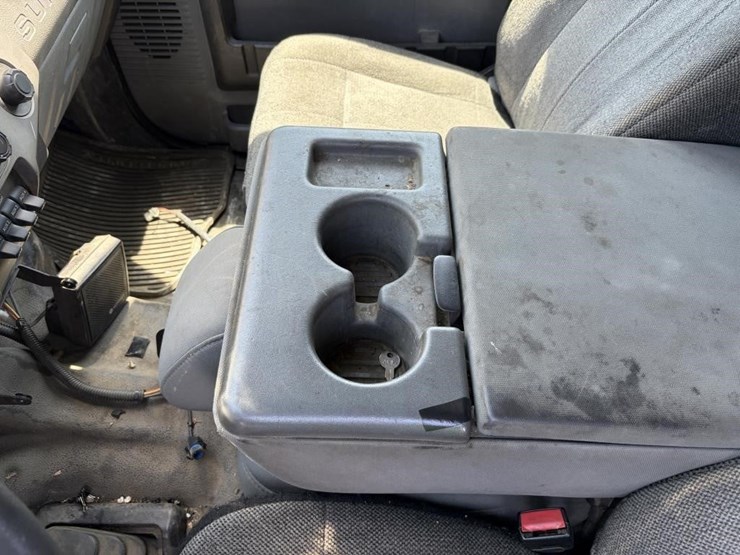 2012-ford-f550-image-19