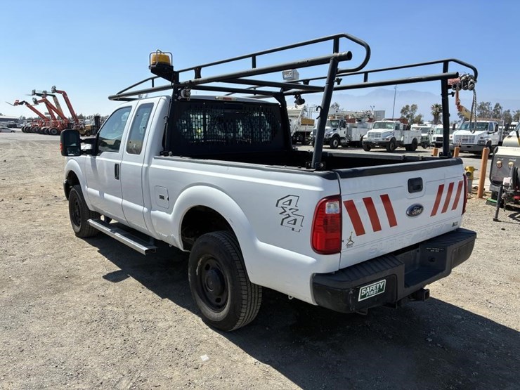 2011-ford-f250-image-4