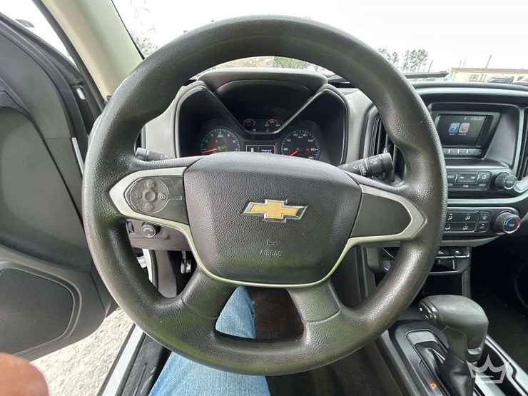 2016-chevrolet-colorado-image-12