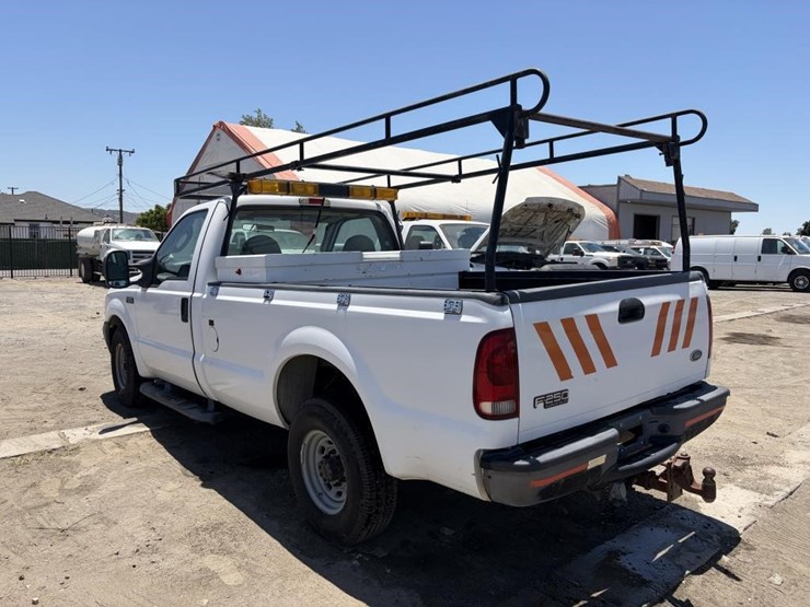 2004-ford-f250-image-4