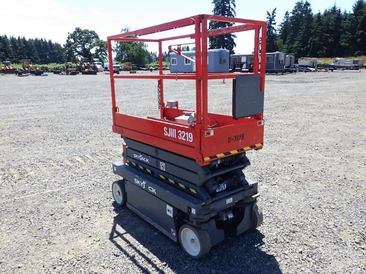 2019-skyjack-sjiii3219-image-2