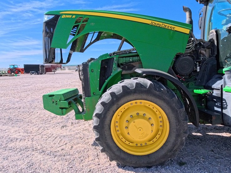 john-deere-8285r-image-64