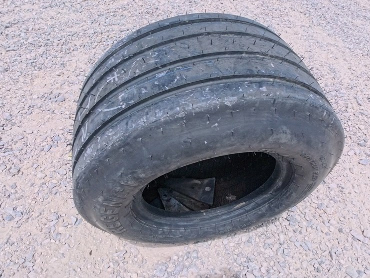 massey-ferguson-1383-image-52