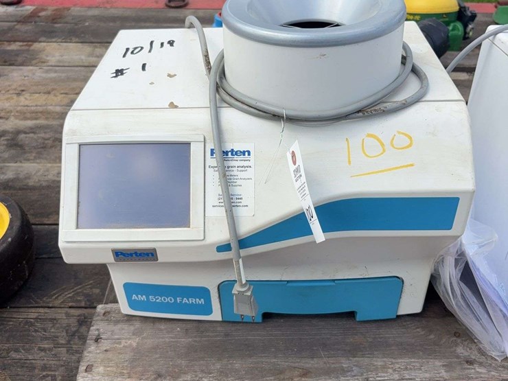 2019-perten-am-5200-moisture-tester-image-1