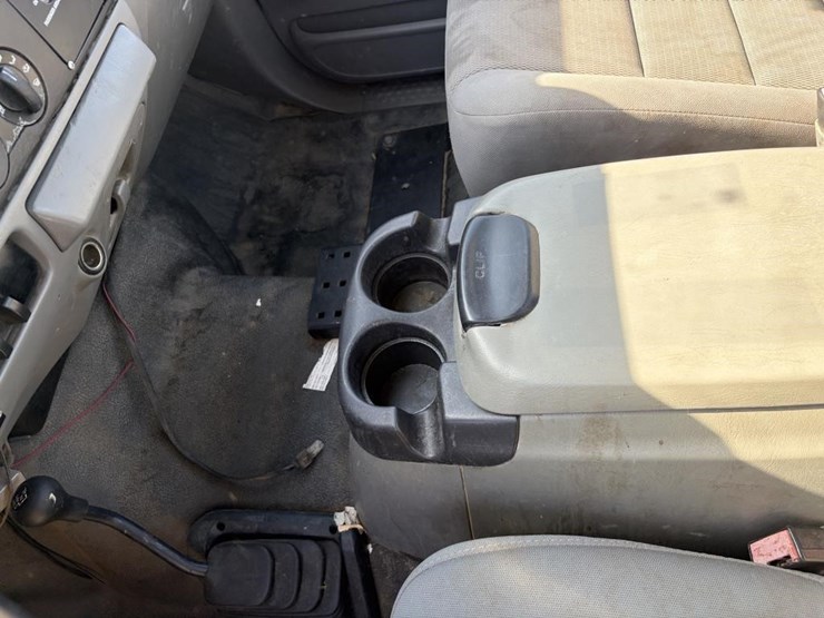 2006-ford-f450-image-18