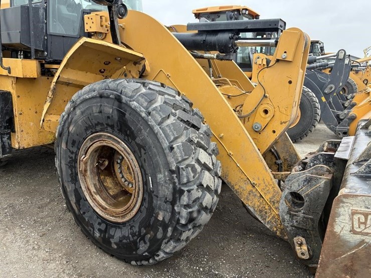 2016-caterpillar-950m-image-11