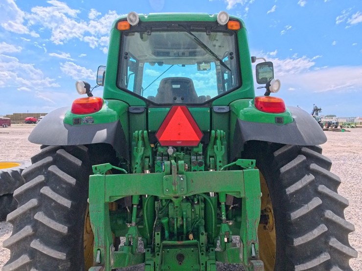2011-john-deere-7530-premium-image-63