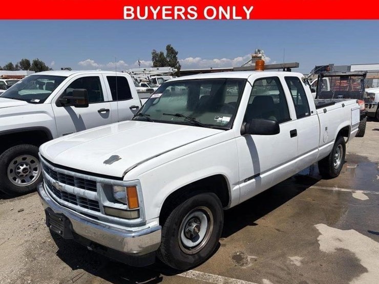 1997-chevrolet-2500-image-1